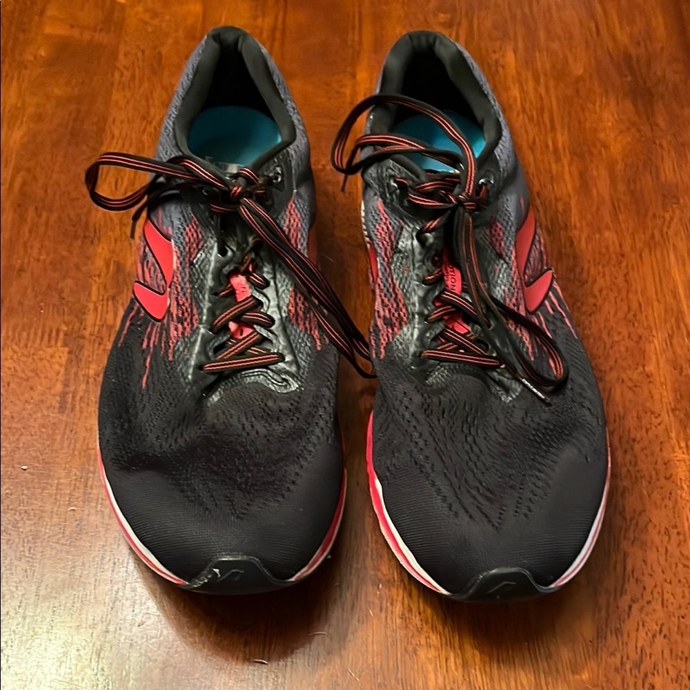 NEWTON M000321B Black and Ref Athletic Running Shoes size 12.5